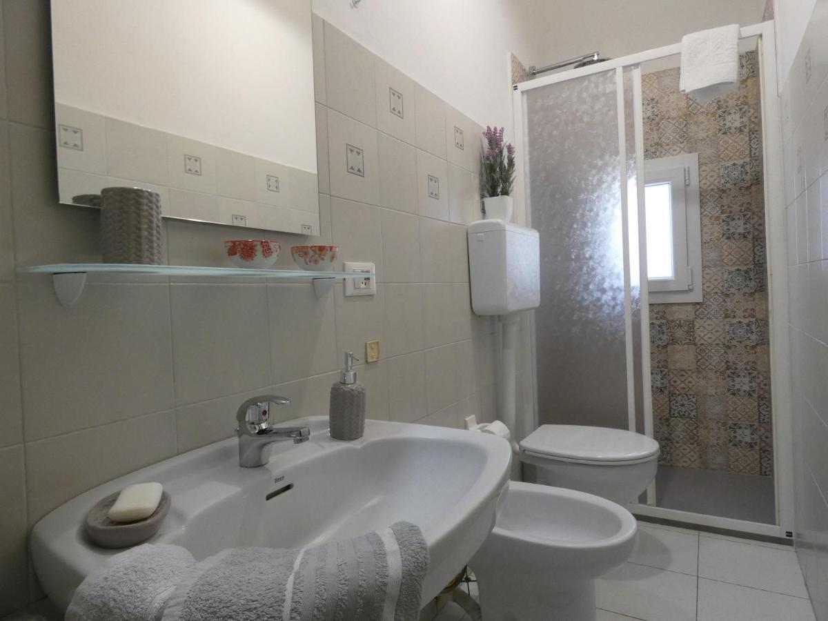 La Vela Blu Apartment Специя Екстериор снимка